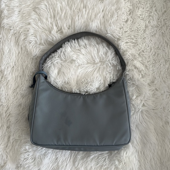 Prada Re-Edition 2000 - Picture 2 of 5